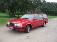Volvo 945 Rød